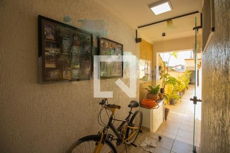 Casa à venda com 165m², 3 quartos e 2 vagas