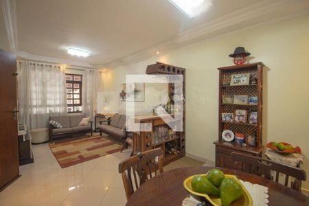 Casa à venda com 165m², 3 quartos e 2 vagas