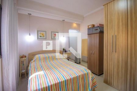 Casa à venda com 165m², 3 quartos e 2 vagas