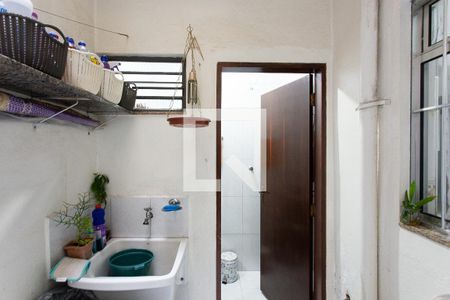 Casa à venda com 161m², 2 quartos e sem vagaQuintal