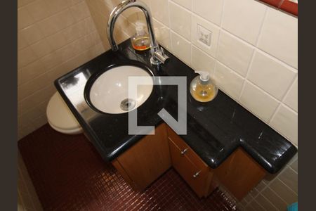 Casa à venda com 160m², 4 quartos e 2 vagasLavabo