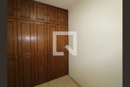 Casa à venda com 160m², 4 quartos e 2 vagasQuarto 4