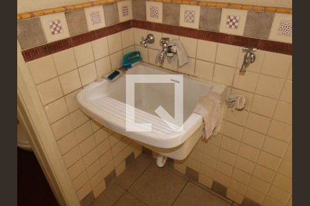 Casa à venda com 160m², 4 quartos e 2 vagasÁrea de Serviço