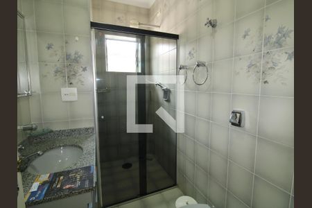 Casa à venda com 160m², 4 quartos e 2 vagasBanheiro da Suíte