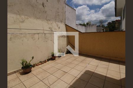 Casa à venda com 160m², 4 quartos e 2 vagasQuintal