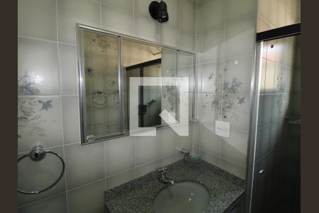 Casa à venda com 160m², 4 quartos e 2 vagasBanheiro da Suíte