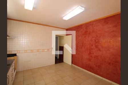 Casa à venda com 160m², 4 quartos e 2 vagasCozinha