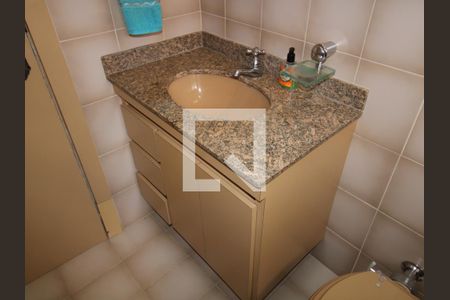 Casa à venda com 160m², 4 quartos e 2 vagasBanheiro Social