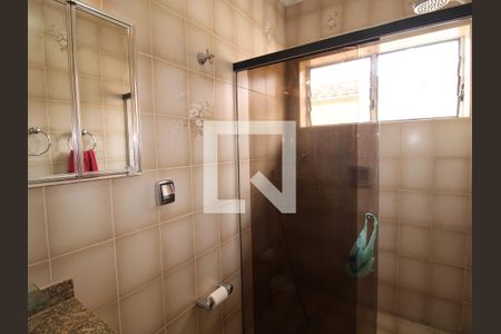 Casa à venda com 160m², 4 quartos e 2 vagasBanheiro Social