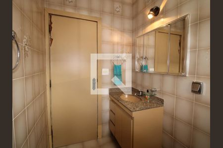 Casa à venda com 160m², 4 quartos e 2 vagasBanheiro Social