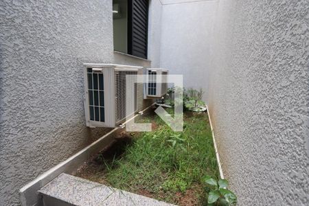 Apartamento à venda com 50m², 1 quarto e sem vagaQuintal