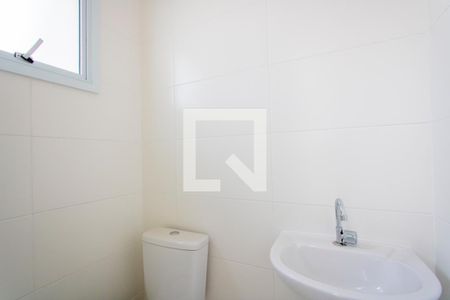 Apartamento à venda com 82m², 2 quartos e 2 vagasBanheiro de serviço