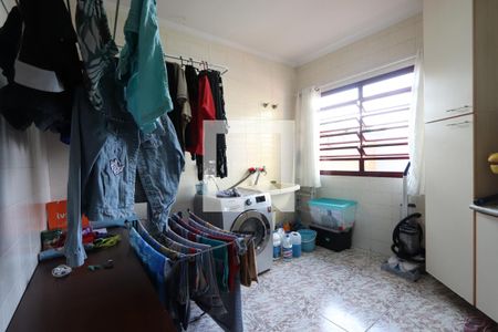 Casa à venda com 280m², 3 quartos e 5 vagasÁrea de Serviço