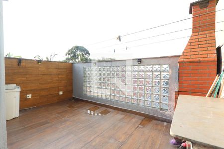 Casa à venda com 280m², 3 quartos e 5 vagasQuintal