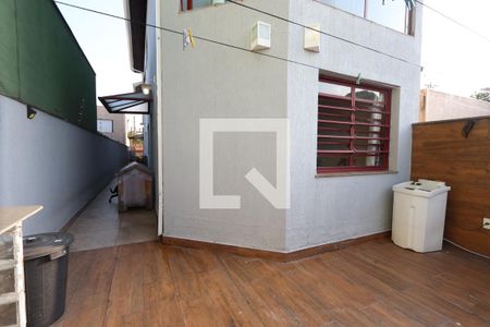 Casa à venda com 280m², 3 quartos e 5 vagasQuintal