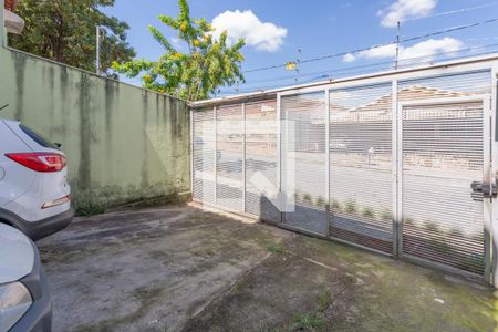 Casa à venda com 200m², 3 quartos e 4 vagasEntrada - Garagem