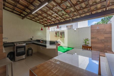 Casa à venda com 200m², 3 quartos e 4 vagasÁrea Gourmet - Quintal