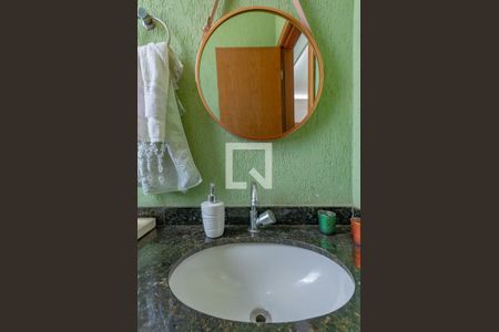 Casa à venda com 200m², 3 quartos e 4 vagasLavabo