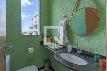 Casa à venda com 200m², 3 quartos e 4 vagasLavabo