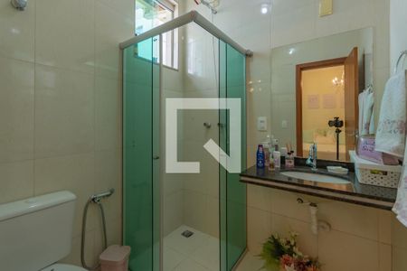 Casa à venda com 200m², 3 quartos e 4 vagasBanheiro suíte