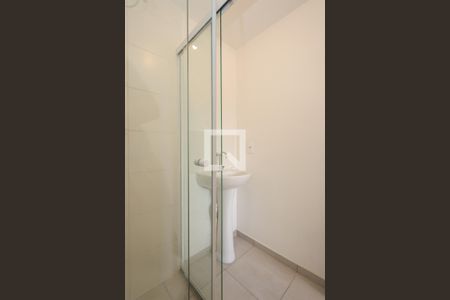 Apartamento à venda com 40m², 2 quartos e sem vaga Apartamento à venda com 40m², 2 quartos e sem vagaBanheiro