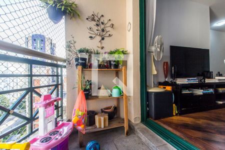 Apartamento à venda com 96m², 3 quartos e 3 vagas Apartamento à venda com 96m², 3 quartos e 3 vagasVaranda