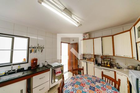 Casa à venda com 287m², 6 quartos e 3 vagas Casa à venda com 287m², 6 quartos e 3 vagasCozinha