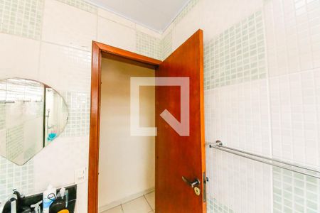 Casa à venda com 287m², 6 quartos e 3 vagas Casa à venda com 287m², 6 quartos e 3 vagasBanheiro