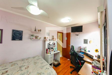 Casa à venda com 287m², 6 quartos e 3 vagas Casa à venda com 287m², 6 quartos e 3 vagasQuarto 3