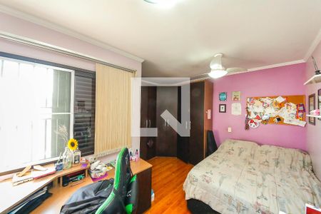 Casa à venda com 287m², 6 quartos e 3 vagas Casa à venda com 287m², 6 quartos e 3 vagasQuarto 3