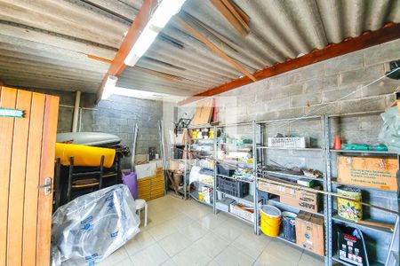 Casa à venda com 287m², 6 quartos e 3 vagas Casa à venda com 287m², 6 quartos e 3 vagasGalpão