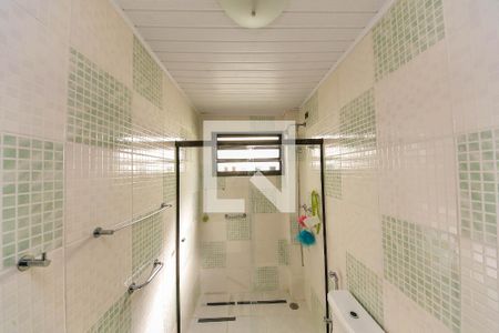 Casa à venda com 287m², 6 quartos e 3 vagas Casa à venda com 287m², 6 quartos e 3 vagasBanheiro Suíte