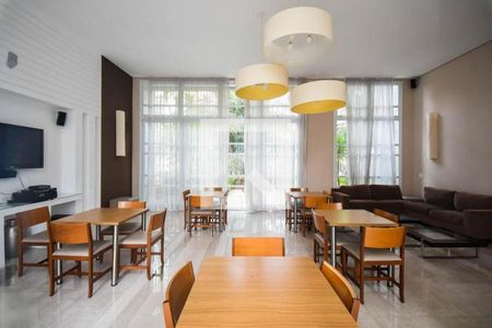 Apartamento à venda com 3 quartos, 193m² em Vila Suzana, São Paulo