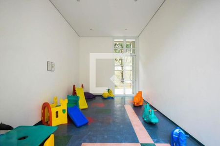 Apartamento à venda com 3 quartos, 193m² em Vila Suzana, São Paulo