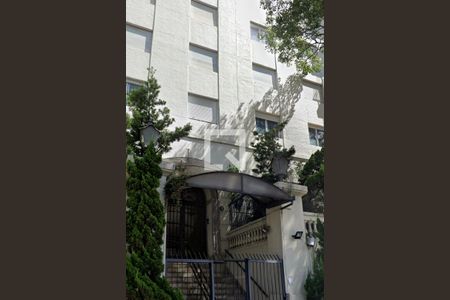 Apartamento à venda com 127m², 3 quartos e 1 vaga Apartamento à venda com 127m², 3 quartos e 1 vagaFacha