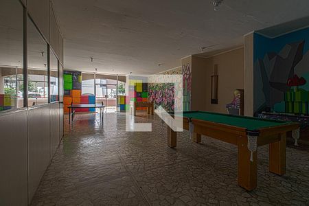 Apartamento à venda com 48m², 2 quartos e 1 vaga Apartamento à venda com 48m², 2 quartos e 1 vagaÁrea comum - sala de jogos_4