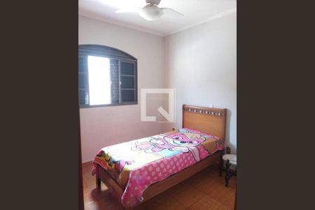 Casa à venda com 217m², 3 quartos e 4 vagas