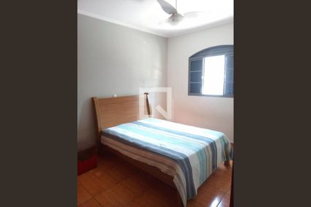 Casa à venda com 217m², 3 quartos e 4 vagas