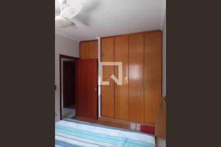 Casa à venda com 217m², 3 quartos e 4 vagas