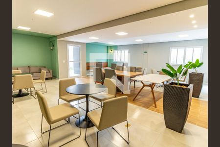 Apartamento à venda com 24m², 1 quarto e sem vaga Apartamento à venda com 24m², 1 quarto e sem vagaÁrea comum - Salão de festas