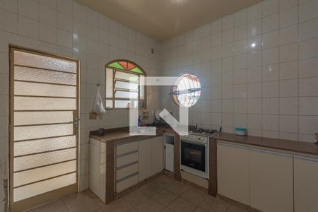 Casa à venda com 360m², 4 quartos e 2 vagasCozinha