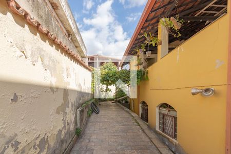 Casa à venda com 360m², 4 quartos e 2 vagasÁrea Externa - Quintal 1