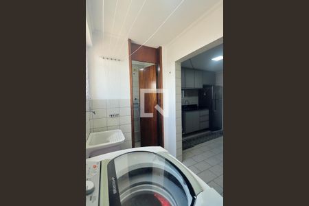 Apartamento à venda com 82m², 3 quartos e 1 vagaÁrea de Serviço