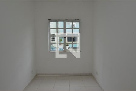 Casa de condomínio à venda com 178m², 5 quartos e 1 vaga Casa de condomínio à venda com 178m², 5 quartos e 1 vagaQuarto 5