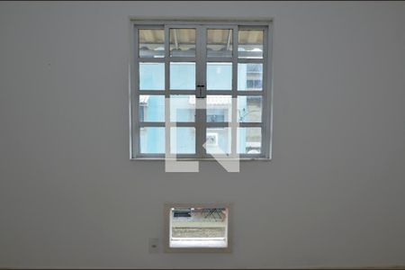 Casa de condomínio à venda com 178m², 5 quartos e 1 vaga Casa de condomínio à venda com 178m², 5 quartos e 1 vagaQuarto 4