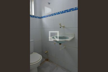 Casa de condomínio à venda com 178m², 5 quartos e 1 vaga Casa de condomínio à venda com 178m², 5 quartos e 1 vagaLavabo