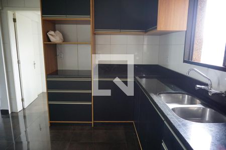 Apartamento à venda com 107m², 3 quartos e 2 vagasCozinha