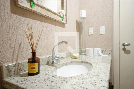 Casa à venda com 430m², 4 quartos e 4 vagas Casa à venda com 430m², 4 quartos e 4 vagasBanheiro - torneira