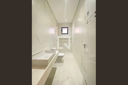 Casa à venda com 225m², 3 quartos e 4 vagas Casa à venda com 225m², 3 quartos e 4 vagasSuíte