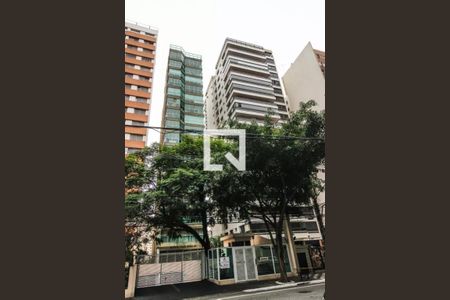 Apartamento à venda com 230m², 3 quartos e 3 vagas Apartamento à venda com 230m², 3 quartos e 3 vagasFachada